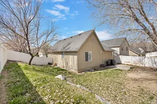 4176 N Pilgrims Circle, Lehi, UT 84043 - Photo 5