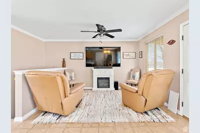 4347 W 11770 S, South Jordan, UT 84009 - Photo 11