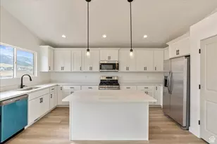 2329 E Woodbury Ln, Eagle Mountain, UT 84005 - Photo 9