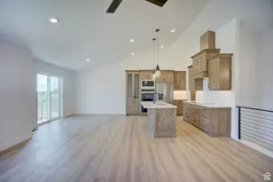 427 E Redwood Ln, Grantsville, UT 84029 - Photo 7