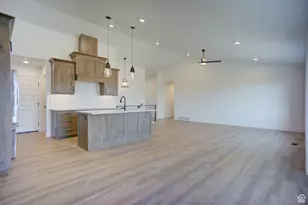 427 E Redwood Ln, Grantsville, UT 84029 - Photo 15