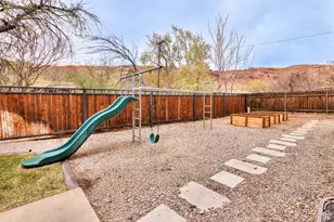 284 W McGill Blvd, Moab, UT 84532 - Photo 49