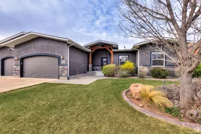 284 W McGill Blvd, Moab, UT 84532 - Photo 1