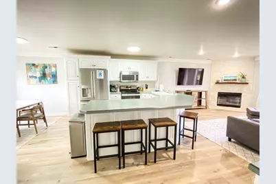 929 N Harbor Village Dr E #117, Garden City, UT 84028 - Photo 9