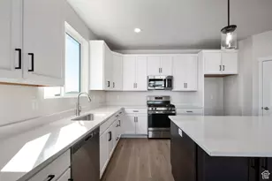 7622 Iron Cyn, West Jordan, UT 84081 - Photo 9