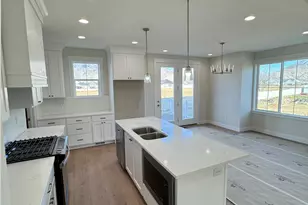 1272 W 220 N, Mapleton, UT 84664 - Photo 3