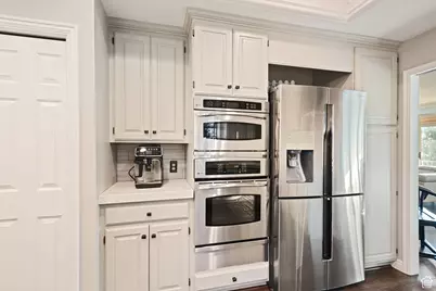 819 N Juniperpoint Dr, Salt Lake City, UT 84103 - Photo 9