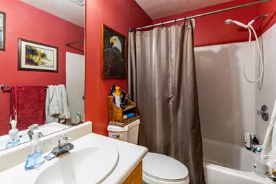 1050 N 100 W, Orem, UT 84057 - Photo 13