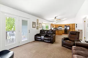 5321 S 3100 W, Roy, UT 84067 - Photo 31