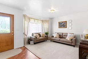 5321 S 3100 W, Roy, UT 84067 - Photo 25