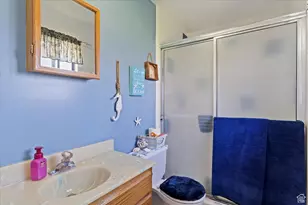 5321 S 3100 W, Roy, UT 84067 - Photo 15