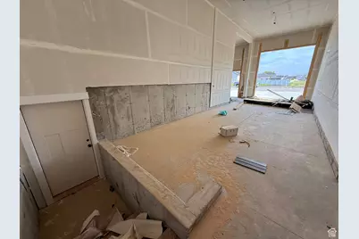 2405 W 3200 N, Farr West, UT 84404 - Photo 21