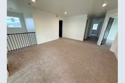 2405 W 3200 N, Farr West, UT 84404 - Photo 9