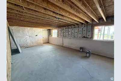 2405 W 3200 N, Farr West, UT 84404 - Photo 17