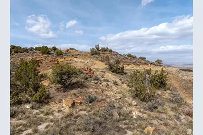 3290 W Foothill Dr #90, Vernal, UT 84078 - Photo 13