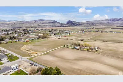 158 W 200 N #20, Newton, UT 84327 - Photo 5
