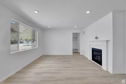 1971 E Burger St #1239, Lake Point, UT 84074 - Photo 5