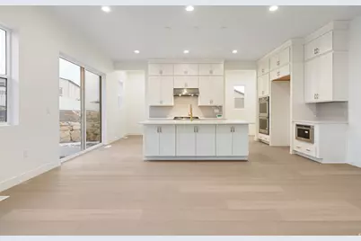 447 N Pinnacle Ln #25, Saratoga Springs, UT 84045 - Photo 7