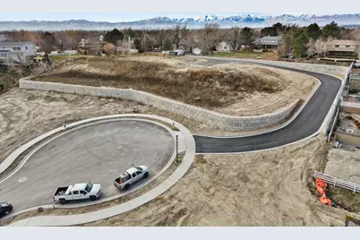 1096 W Kings Landing Ct #2, South Jordan, UT 84095 - Photo 5