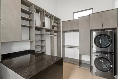 1582 S Wiltshire Ln, Saratoga Springs, UT 84045 - Photo 43