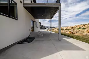 2899 E Lake Dr, Eagle Mountain, UT 84005 - Photo 7