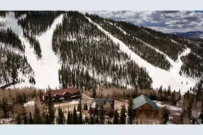 150 S West Village Cir #28-E, Beaver, UT 84713 - Photo 3