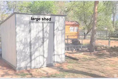 338 E 100 N, Moab, UT 84532 - Photo 29