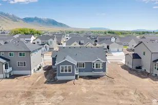 2003 E Burger St, Lake Point, UT 84074 - Photo 33