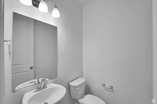 2003 E Burger St, Lake Point, UT 84074 - Photo 27