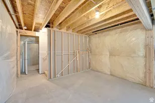 2041 E Burger St, Lake Point, UT 84074 - Photo 45