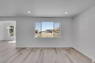 2041 E Burger St, Lake Point, UT 84074 - Photo 19