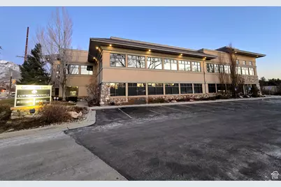 1996 E 6400 S, Murray, UT 84121 - Photo 5