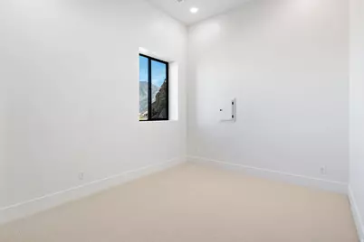 863 N Emery Ln, Elk Ridge, UT 84651 - Photo 41