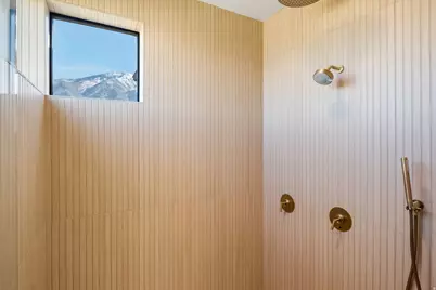 863 N Emery Ln, Elk Ridge, UT 84651 - Photo 27