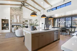 863 N Emery Ln, Elk Ridge, UT 84651 - Photo 5