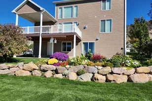 1075 Grandview Dr, Providence, UT 84332 - Photo 11