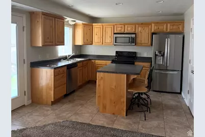 1777 W 5050 S, Roy, UT 84067 - Photo 5