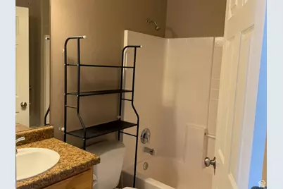 1777 W 5050 S, Roy, UT 84067 - Photo 11