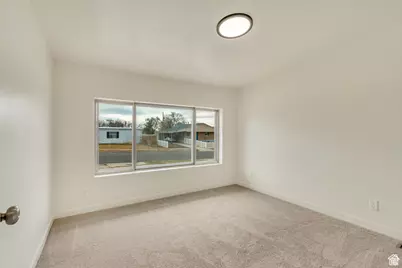 850 N 744 E, Ogden, UT 84404 - Photo 17