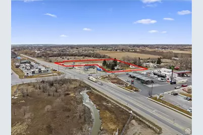 377 N 1900 W, Marriott-Slaterville City, UT 84404 - Photo 3