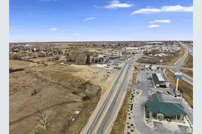 377 N 1900 W, Marriott-Slaterville City, UT 84404 - Photo 13