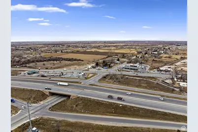 377 N 1900 W, Marriott-Slaterville City, UT 84404 - Photo 7