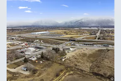 377 N 1900 W, Marriott-Slaterville City, UT 84404 - Photo 5