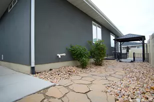 3193 S Lucky Penny Ave, Magna, UT 84044 - Photo 27