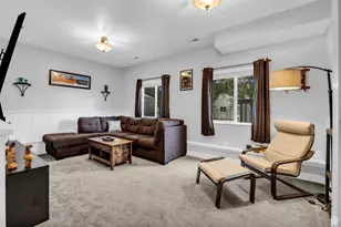 5791 S 3260 W, Roy, UT 84067 - Photo 9