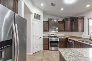 1024 Painted Cloud Pl, Washington, UT 84780 - Photo 19