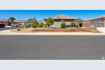 1024 Painted Cloud Pl, Washington, UT 84780 - Photo 7