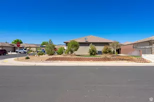 1024 Painted Cloud Pl, Washington, UT 84780 - Photo 7