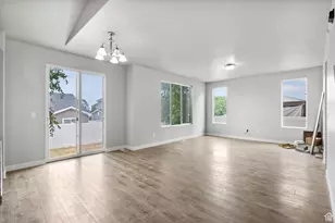 312 W Sapphire Dr, Tooele, UT 84074 - Photo 13