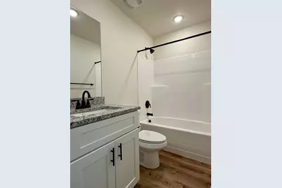 294 E 600 N, Tooele, UT 84074 - Photo 11